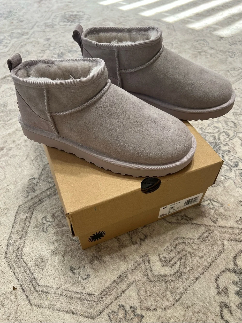 Women’s Classic Ultra Mini  1116109 Pale Smoke